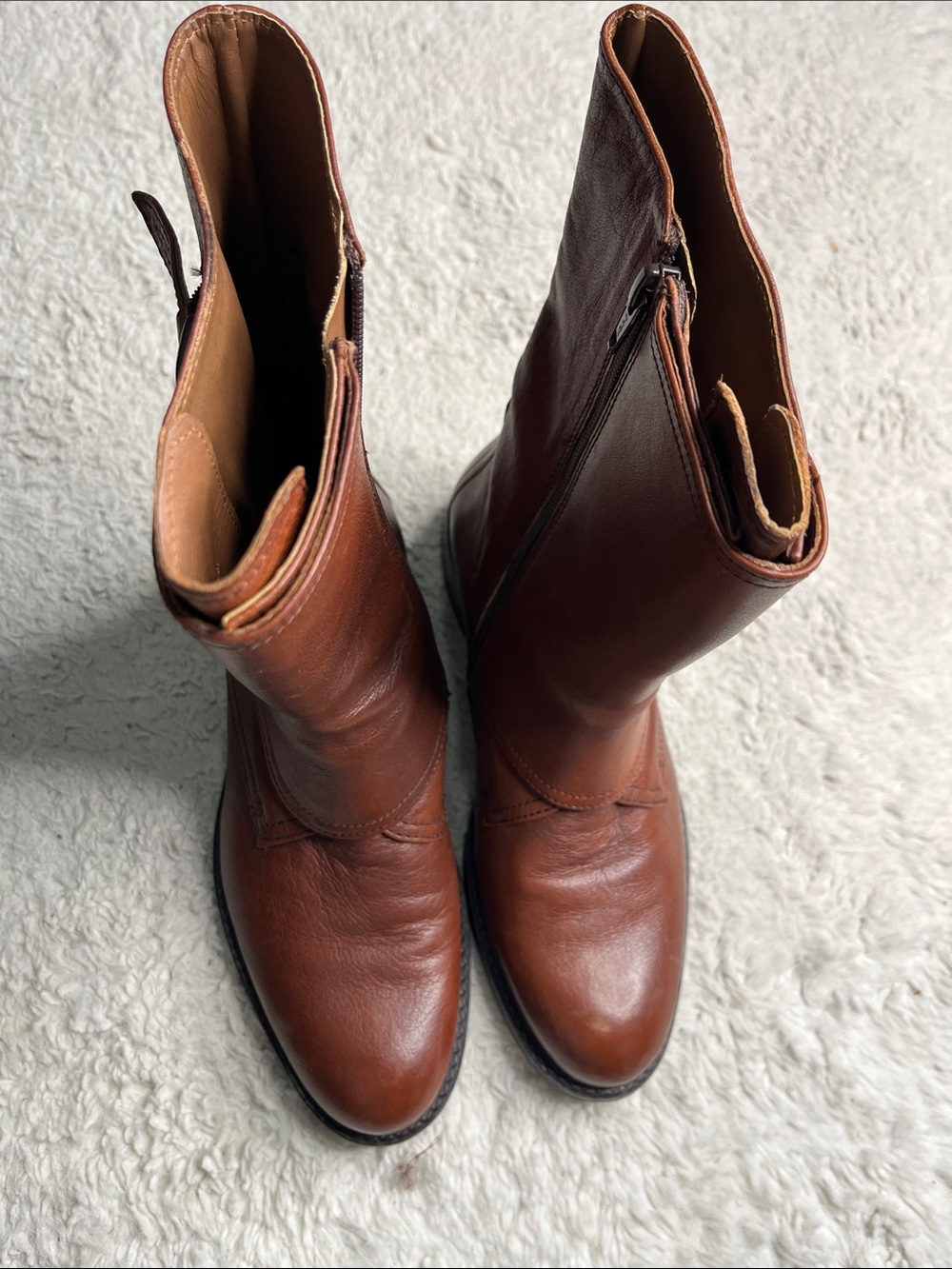 Johnson and Murphy leather boots